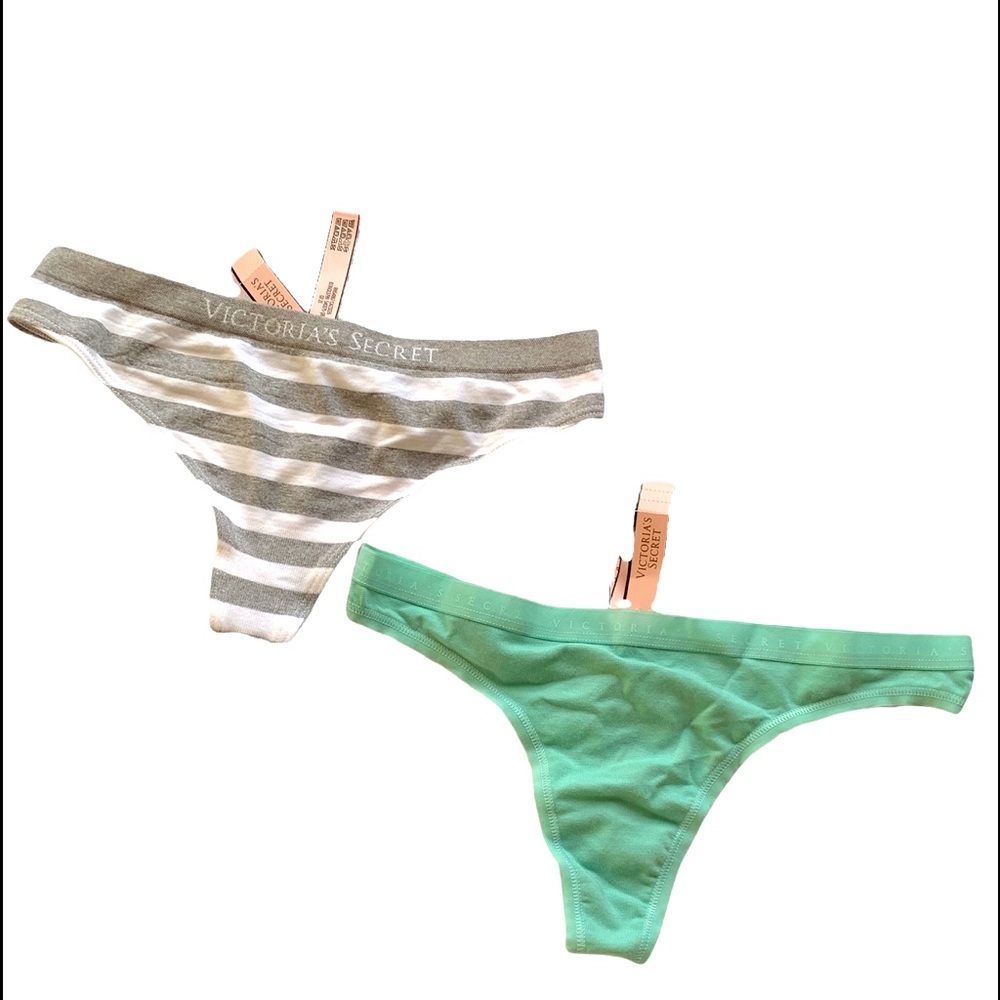 Victoria’s Secrets Thongs SIZE S/P